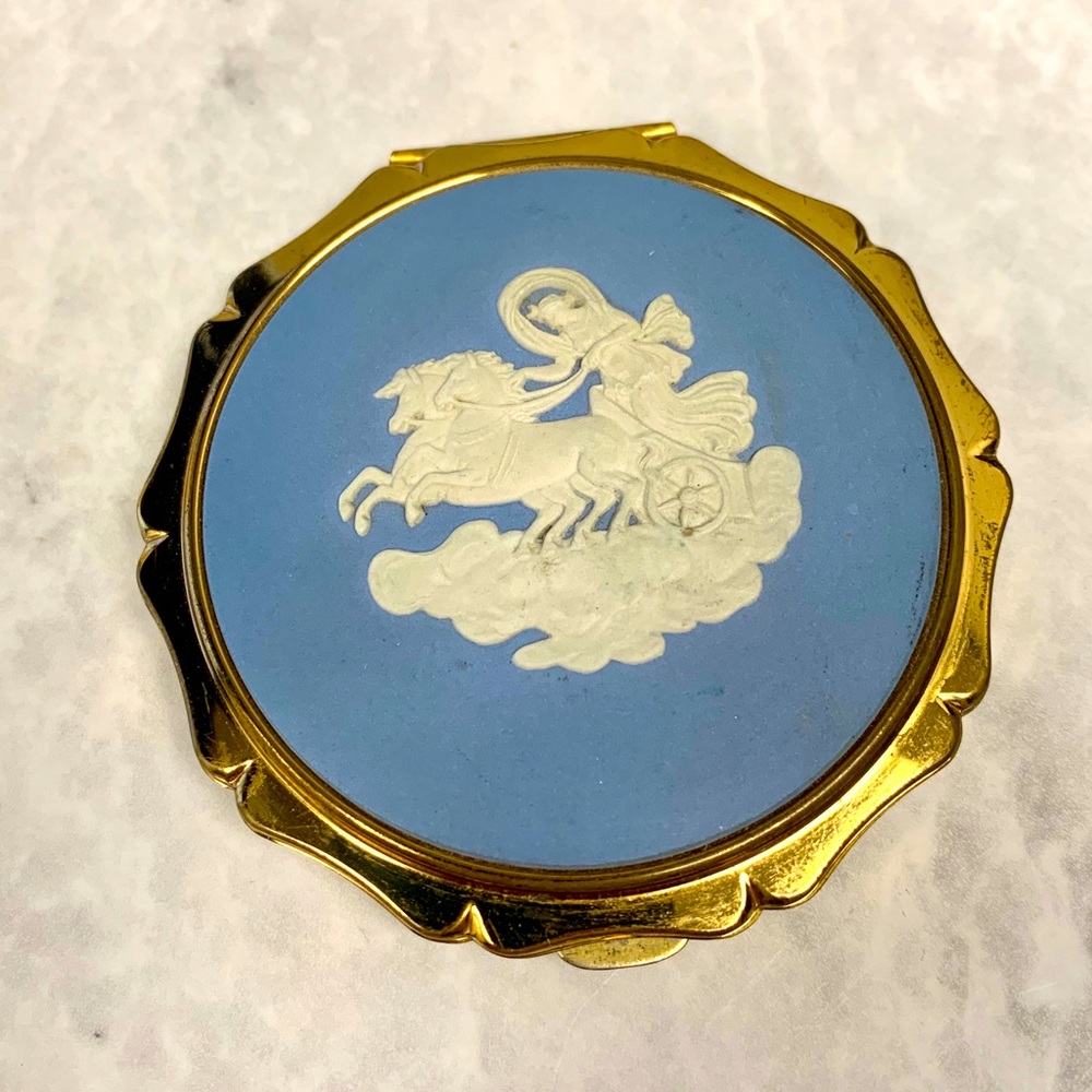 Vintage Goddess Diana Wedgwood Mirror Compact